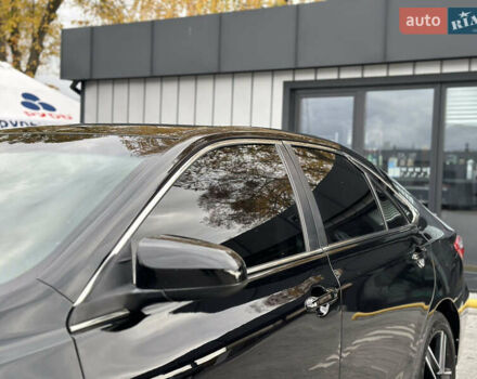 Чорний Тойота Камрі, об'ємом двигуна 2.49 л та пробігом 185 тис. км за 14500 $, фото 19 на Automoto.ua