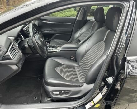 Чорний Тойота Камрі, об'ємом двигуна 2.5 л та пробігом 180 тис. км за 15999 $, фото 12 на Automoto.ua