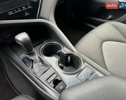 Чорний Тойота Камрі, об'ємом двигуна 2.49 л та пробігом 148 тис. км за 19800 $, фото 15 на Automoto.ua