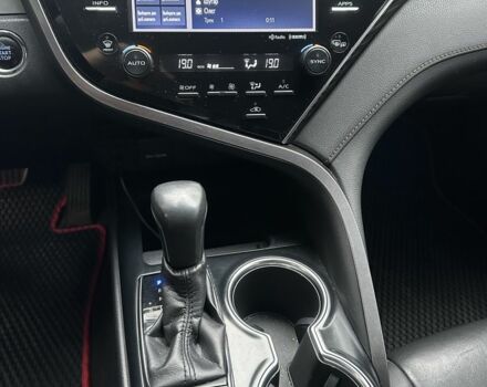 Чорний Тойота Камрі, об'ємом двигуна 2.5 л та пробігом 106 тис. км за 17700 $, фото 8 на Automoto.ua