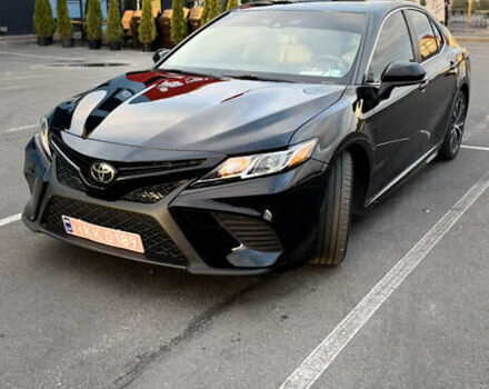 Тойота Камри 2018 в Киеве на Automoto.ua Черный Тойота Камри, объемом двигателя 2.49 л и пробегом 150 тыс. км за 19300 $, фото 2 на Automoto.ua