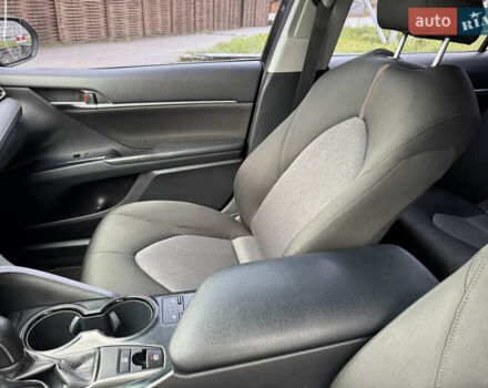 Черный Тойота Камри, объемом двигателя 2.49 л и пробегом 205 тыс. км за 22333 $, фото 10 на Automoto.ua