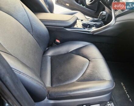 Чорний Тойота Камрі, об'ємом двигуна 2.49 л та пробігом 136 тис. км за 21900 $, фото 18 на Automoto.ua