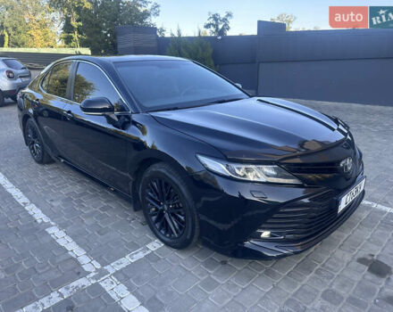 Черный Тойота Камри, объемом двигателя 2.5 л и пробегом 168 тыс. км за 20900 $, фото 1 на Automoto.ua