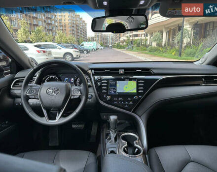 Черный Тойота Камри, объемом двигателя 2.5 л и пробегом 27 тыс. км за 29500 $, фото 27 на Automoto.ua