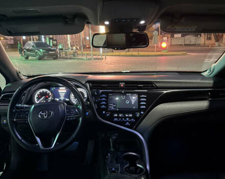 Чорний Тойота Камрі, об'ємом двигуна 2.5 л та пробігом 129 тис. км за 26000 $, фото 4 на Automoto.ua