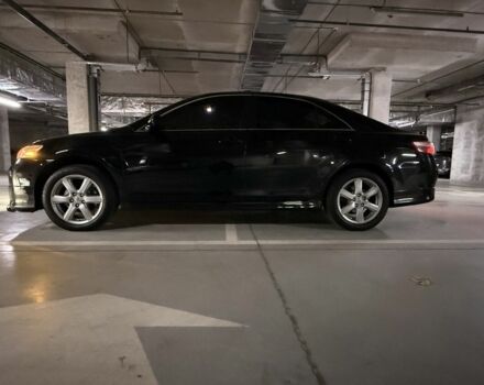 Черный Тойота Камри, объемом двигателя 2.4 л и пробегом 251 тыс. км за 11990 $, фото 1 на Automoto.ua