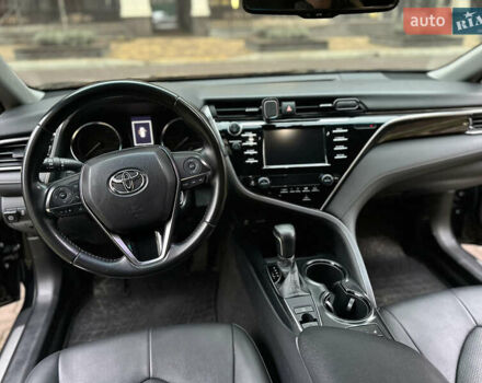 Чорний Тойота Камрі, об'ємом двигуна 2.49 л та пробігом 77 тис. км за 24550 $, фото 15 на Automoto.ua