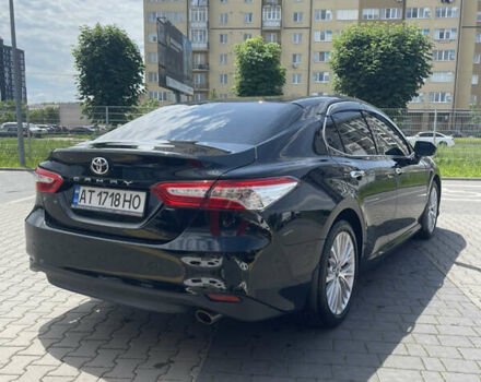 Чорний Тойота Камрі, об'ємом двигуна 2.49 л та пробігом 107 тис. км за 27000 $, фото 3 на Automoto.ua