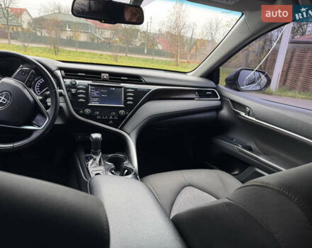 Черный Тойота Камри, объемом двигателя 2.49 л и пробегом 205 тыс. км за 22333 $, фото 7 на Automoto.ua