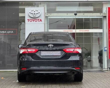 Чорний Тойота Камрі, об'ємом двигуна 2.5 л та пробігом 120 тис. км за 22191 $, фото 6 на Automoto.ua