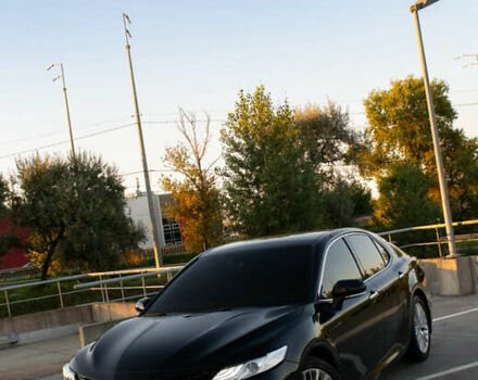 Чорний Тойота Камрі, об'ємом двигуна 2.5 л та пробігом 73 тис. км за 31900 $, фото 2 на Automoto.ua