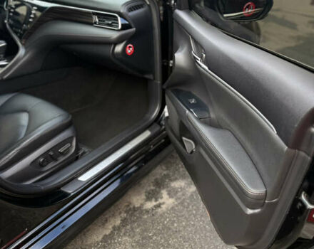 Черный Тойота Камри, объемом двигателя 2.5 л и пробегом 184 тыс. км за 26500 $, фото 58 на Automoto.ua