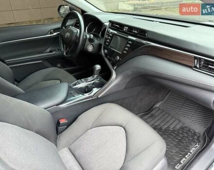 Черный Тойота Камри, объемом двигателя 2.5 л и пробегом 70 тыс. км за 20900 $, фото 7 на Automoto.ua