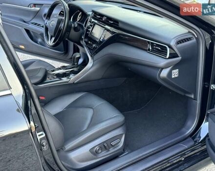 Черный Тойота Камри, объемом двигателя 2.49 л и пробегом 142 тыс. км за 21900 $, фото 8 на Automoto.ua