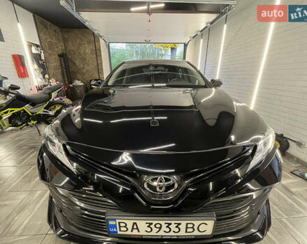 Тойота Камри 2019 в Александрие на Automoto.ua Черный Тойота Камри, объемом двигателя 2.49 л и пробегом 105 тыс. км за 21500 $, фото 4 на Automoto.ua