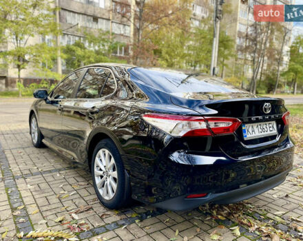 Тойота Камри 2019 в Киеве на Automoto.ua Черный Тойота Камри, объемом двигателя 2.5 л и пробегом 116 тыс. км за 19995 $, фото 14 на Automoto.ua