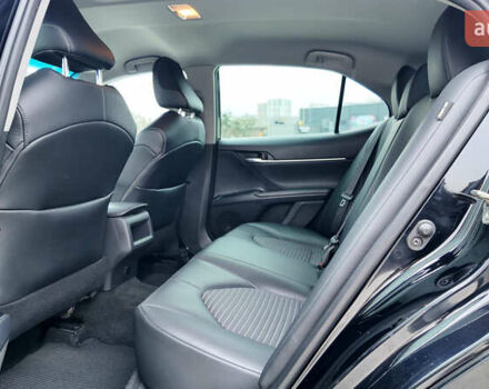 Чорний Тойота Камрі, об'ємом двигуна 2.49 л та пробігом 185 тис. км за 18990 $, фото 8 на Automoto.ua