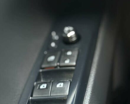 Черный Тойота Камри, объемом двигателя 2.5 л и пробегом 184 тыс. км за 26500 $, фото 29 на Automoto.ua