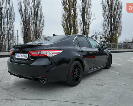 Чорний Тойота Камрі, об'ємом двигуна 2.49 л та пробігом 185 тис. км за 18990 $, фото 1 на Automoto.ua