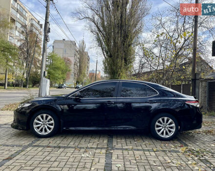 Тойота Камри 2019 в Киеве на Automoto.ua Черный Тойота Камри, объемом двигателя 2.5 л и пробегом 116 тыс. км за 19995 $, фото 17 на Automoto.ua