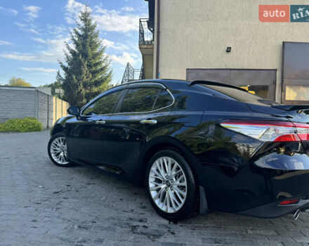 Черный Тойота Камри, объемом двигателя 2.5 л и пробегом 70 тыс. км за 31000 $, фото 27 на Automoto.ua