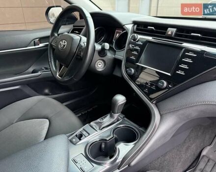 Черный Тойота Камри, объемом двигателя 2.5 л и пробегом 70 тыс. км за 20900 $, фото 8 на Automoto.ua