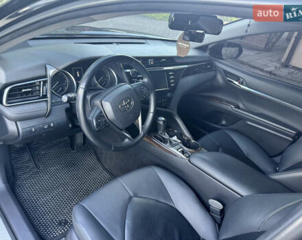 Черный Тойота Камри, объемом двигателя 2.5 л и пробегом 70 тыс. км за 31000 $, фото 21 на Automoto.ua