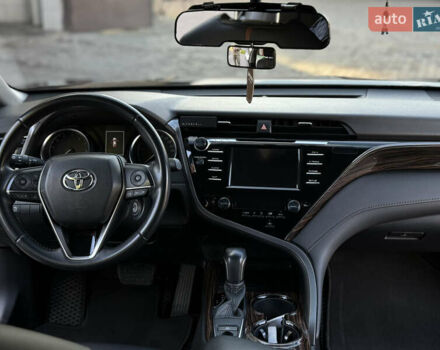 Черный Тойота Камри, объемом двигателя 2.5 л и пробегом 70 тыс. км за 31000 $, фото 48 на Automoto.ua