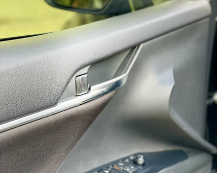 Тойота Камри 2019 в Киеве на Automoto.ua Черный Тойота Камри, объемом двигателя 2.5 л и пробегом 116 тыс. км за 19995 $, фото 33 на Automoto.ua