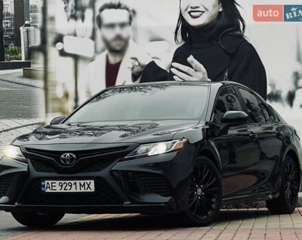 Чорний Тойота Камрі, об'ємом двигуна 2.5 л та пробігом 95 тис. км за 20700 $, фото 2 на Automoto.ua