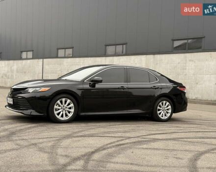 Чорний Тойота Камрі, об'ємом двигуна 2.49 л та пробігом 139 тис. км за 19299 $, фото 18 на Automoto.ua