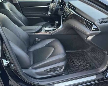 Тойота Камри 2020 в Киеве на Automoto.ua Черный Тойота Камри, объемом двигателя 2.5 л и пробегом 45 тыс. км за 18000 $, фото 10 на Automoto.ua