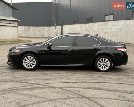 Чорний Тойота Камрі, об'ємом двигуна 2.49 л та пробігом 139 тис. км за 19299 $, фото 17 на Automoto.ua