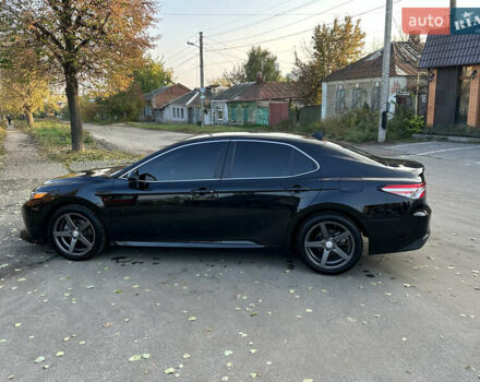 Тойота Камри 2020 в Харькове на Automoto.ua Черный Тойота Камри, объемом двигателя 2.49 л и пробегом 120 тыс. км за 22600 $, фото 9 на Automoto.ua