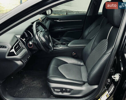 Чорний Тойота Камрі, об'ємом двигуна 2.5 л та пробігом 95 тис. км за 20700 $, фото 31 на Automoto.ua