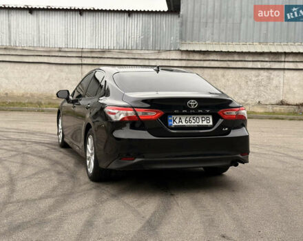 Чорний Тойота Камрі, об'ємом двигуна 2.49 л та пробігом 139 тис. км за 19299 $, фото 13 на Automoto.ua