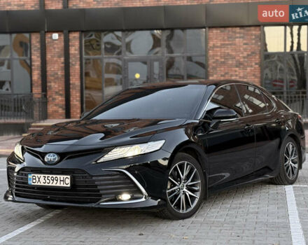 Тойота Камри 2021 в Виннице на Automoto.ua Черный Тойота Камри, объемом двигателя 2.49 л и пробегом 112 тыс. км за 29999 $, фото 11 на Automoto.ua
