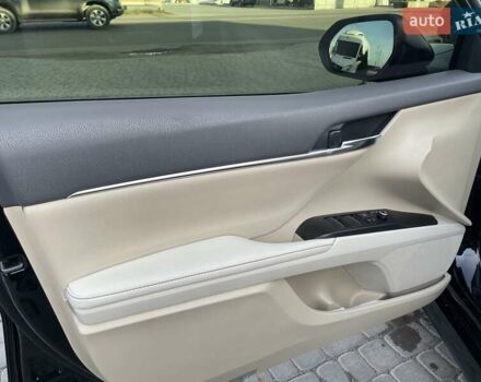 Черный Тойота Камри, объемом двигателя 2.5 л и пробегом 60 тыс. км за 30850 $, фото 31 на Automoto.ua