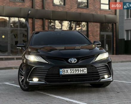 Тойота Камри 2021 в Виннице на Automoto.ua Черный Тойота Камри, объемом двигателя 2.49 л и пробегом 112 тыс. км за 29999 $, фото 6 на Automoto.ua