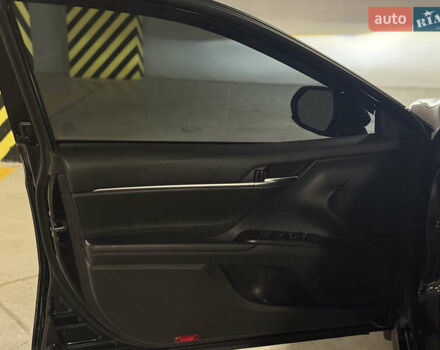 Черный Тойота Камри, объемом двигателя 2.5 л и пробегом 108 тыс. км за 22000 $, фото 13 на Automoto.ua