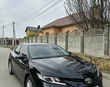 Черный Тойота Камри, объемом двигателя 2.5 л и пробегом 6 тыс. км за 30000 $, фото 1 на Automoto.ua