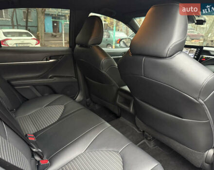 Черный Тойота Камри, объемом двигателя 2.49 л и пробегом 83 тыс. км за 18500 $, фото 10 на Automoto.ua