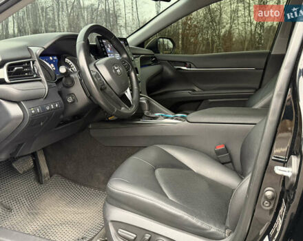 Чорний Тойота Камрі, об'ємом двигуна 2.49 л та пробігом 115 тис. км за 31900 $, фото 29 на Automoto.ua