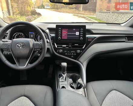 Черный Тойота Камри, объемом двигателя 2.5 л и пробегом 6 тыс. км за 30000 $, фото 29 на Automoto.ua