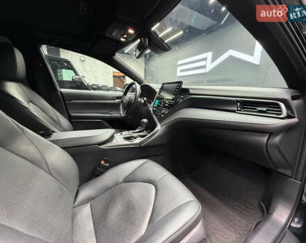 Чорний Тойота Камрі, об'ємом двигуна 2.49 л та пробігом 100 тис. км за 25000 $, фото 6 на Automoto.ua