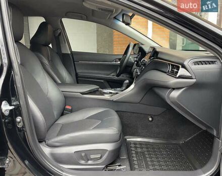 Черный Тойота Камри, объемом двигателя 2.5 л и пробегом 52 тыс. км за 27800 $, фото 31 на Automoto.ua