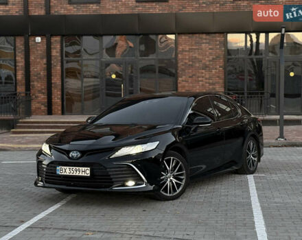 Тойота Камри 2021 в Виннице на Automoto.ua Черный Тойота Камри, объемом двигателя 2.49 л и пробегом 112 тыс. км за 29999 $, фото 5 на Automoto.ua