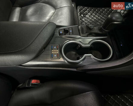 Чорний Тойота Камрі, об'ємом двигуна 2.49 л та пробігом 82 тис. км за 29000 $, фото 17 на Automoto.ua