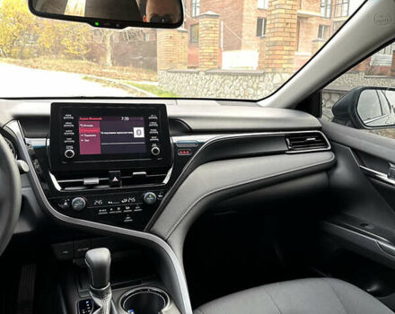 Черный Тойота Камри, объемом двигателя 2.5 л и пробегом 6 тыс. км за 30000 $, фото 30 на Automoto.ua